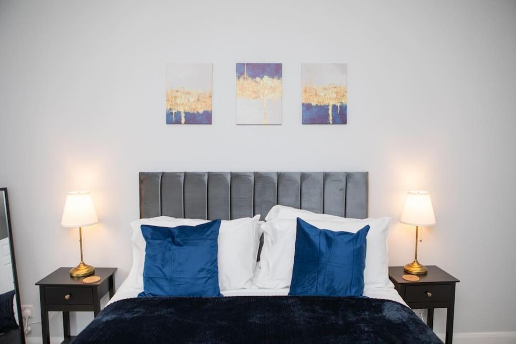 Modern Apartment Off-Road Parking King Bed Suite 1 Nottingham Exterior photo